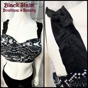 Workout crop bra top. Black/Snakeskin. NWOT. All sizes